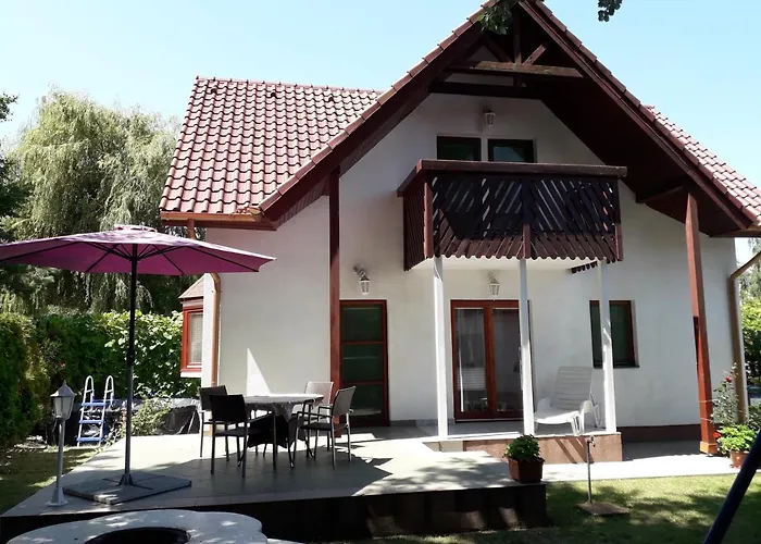 Beatrix Ueduelohaz * Balatonberény